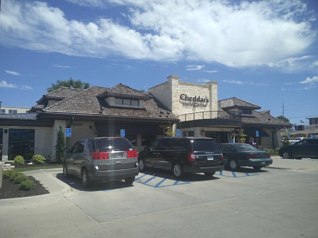 Cheddars Scratch Kitchen | restaurant | 5424 O St, Lincoln, NE 68510, USA | 4024880357 OR +1 402-488-0357