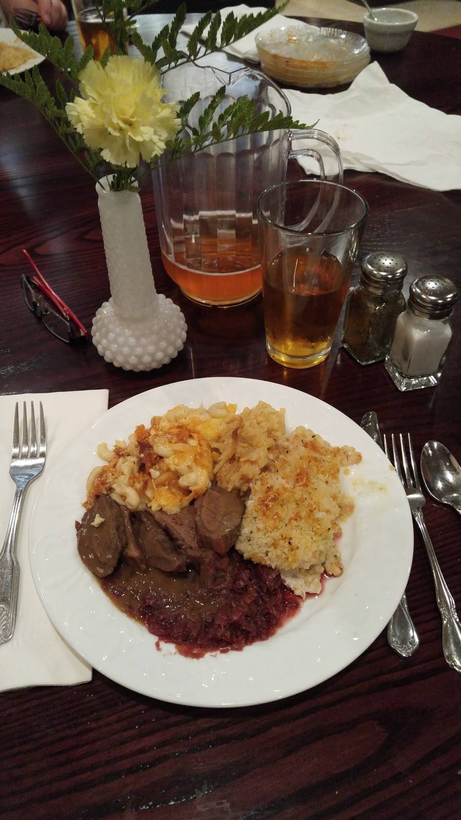 Turner Hall of Monroe | restaurant | 1217 17th Ave, Monroe, WI 53566, USA | 6083253461 OR +1 608-325-3461