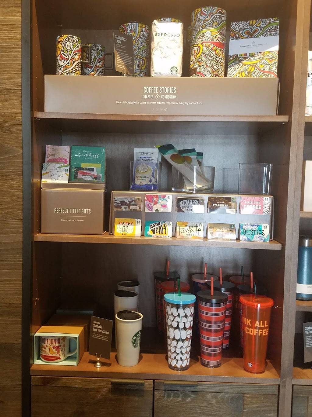 Starbucks | cafe | 1581 Simi Town Center Way, Simi Valley, CA 93065, USA | 8052061813 OR +1 805-206-1813