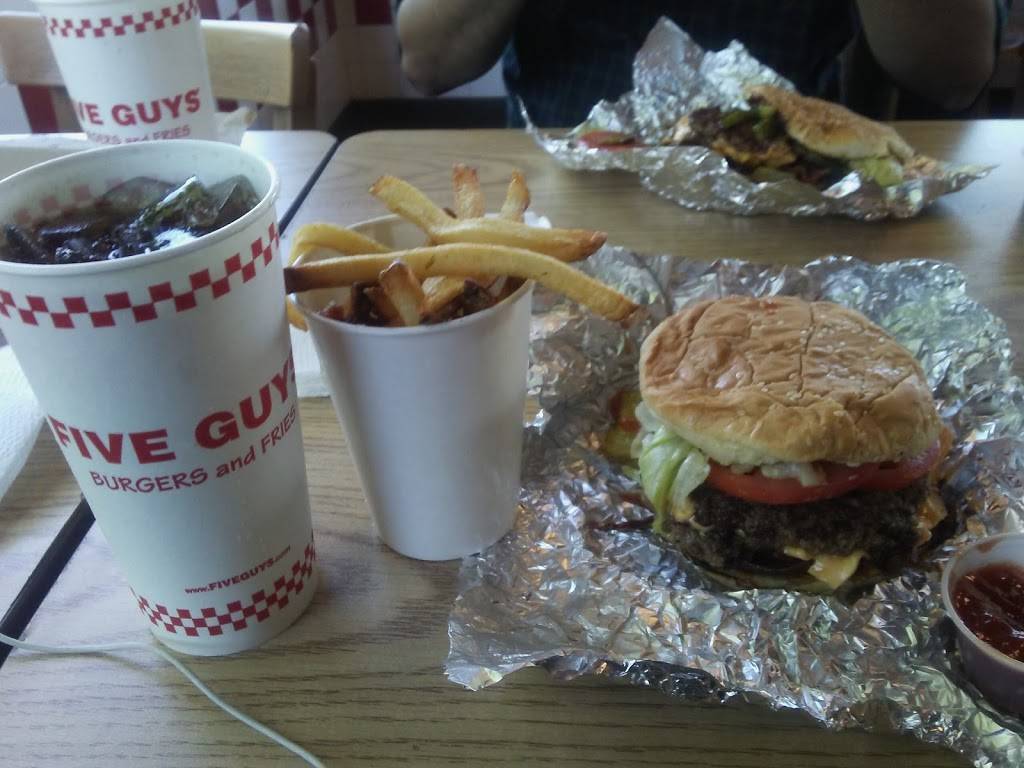 Five Guys | meal takeaway | 5353 Almaden Expy, San Jose, CA 95118, USA | 4082649300 OR +1 408-264-9300
