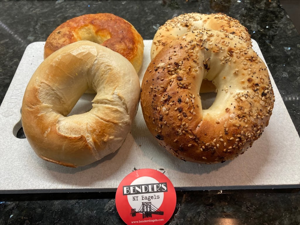 Benders NY Bagels | restaurant | 10 S King St, Leesburg, VA 20175, USA | 5712919446 OR +1 571-291-9446