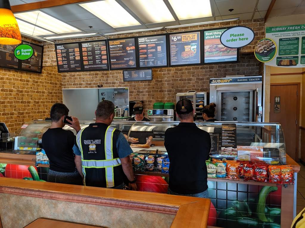 Subway | meal takeaway | 10909 Portland Ave E, Tacoma, WA 98445, USA | 2535362009 OR +1 253-536-2009