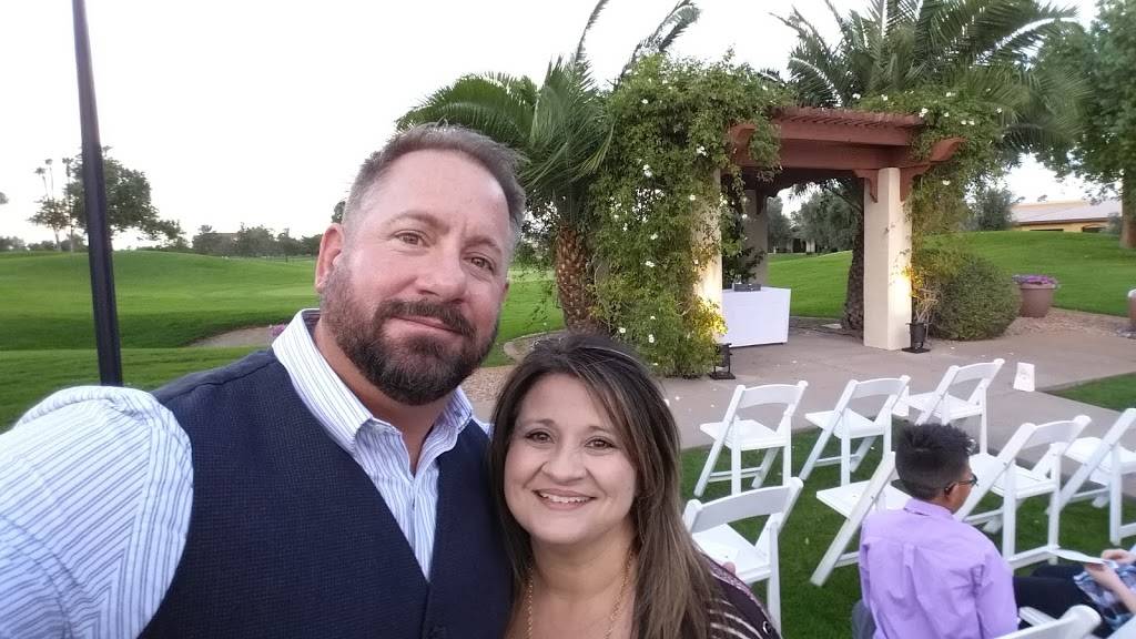 Edge Grill and Bar | restaurant | 6542 E Baseline Rd, Mesa, AZ 85206, USA | 4809855622 OR +1 480-985-5622