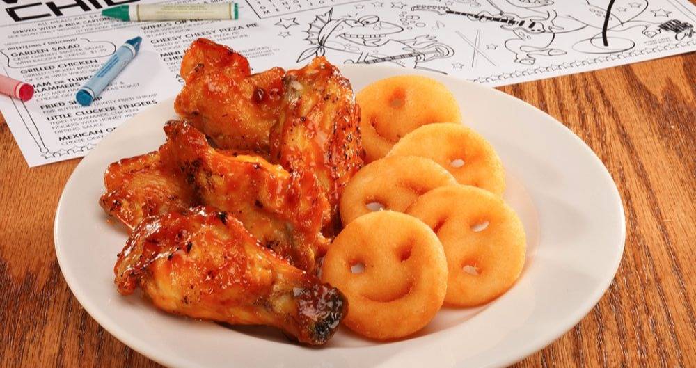 Wild Wing Cafe | restaurant | 210 E Trade St D-262, Charlotte, NC 28202, USA | 7047169464 OR +1 704-716-9464