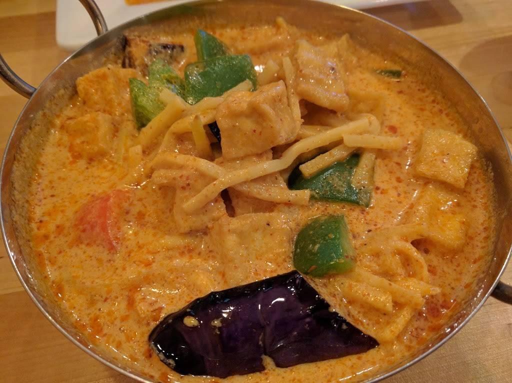 Eat Thai | restaurant | 43707 Schoenherr Rd, Sterling Heights, MI 48313, USA | 5864883371 OR +1 586-488-3371