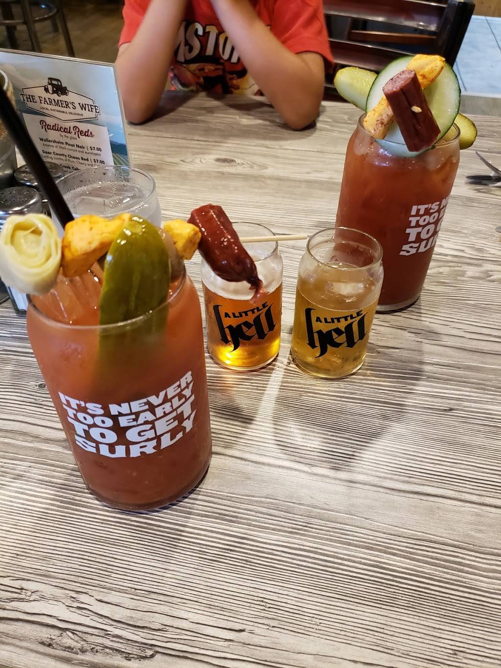 The Farmers Wife | restaurant | 6533 W Mitchell St, West Allis, WI 53214, USA | 4144888296 OR +1 414-488-8296