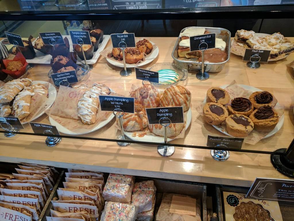 Grand Traverse Pie Company | restaurant | 101 N Park St, Traverse City, MI 49684, USA | 2319333972 OR +1 231-933-3972