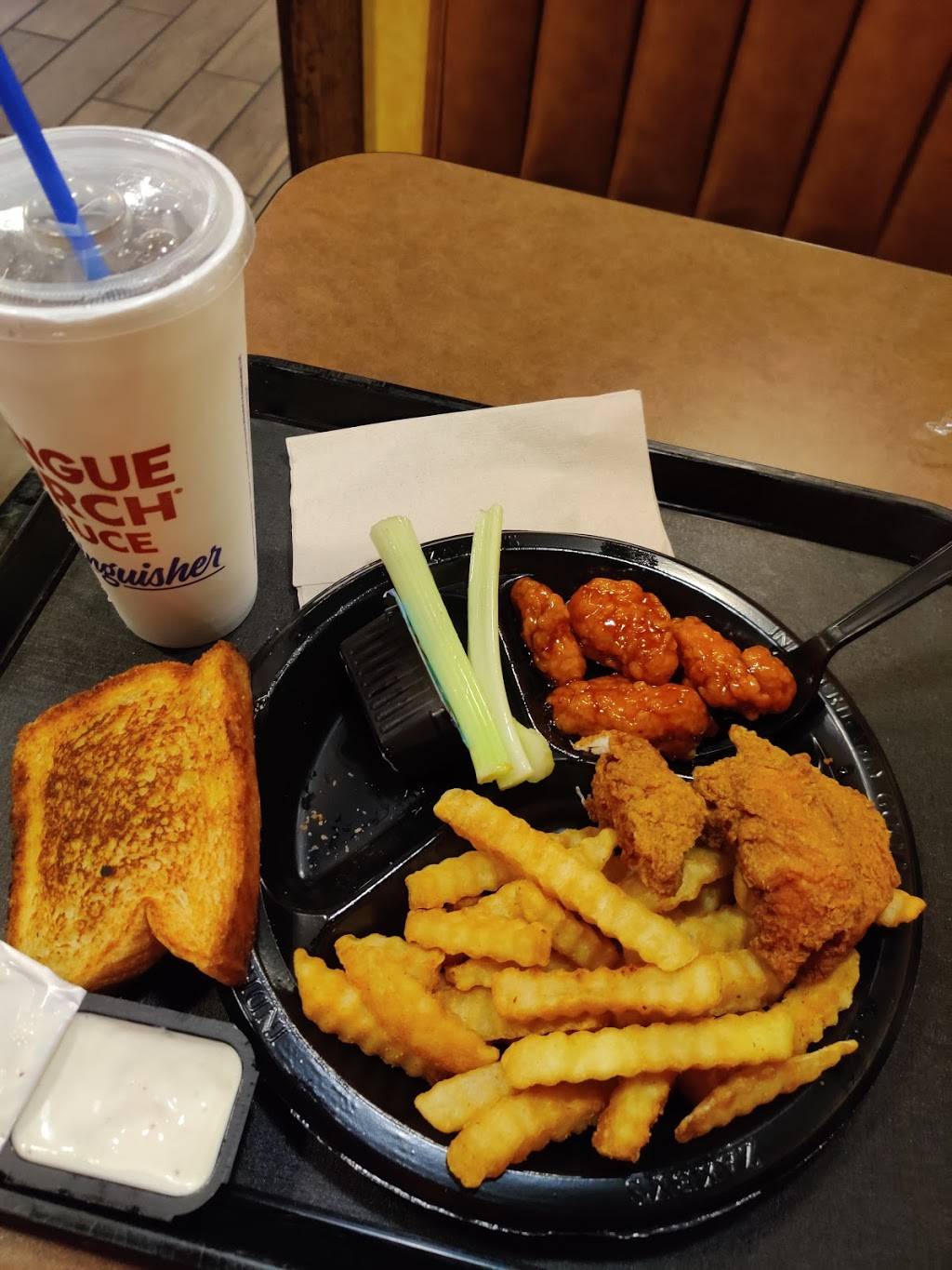 Zaxbys Chicken Fingers & Buffalo Wings | restaurant | 2228 Gallatin Pike N, Madison, TN 37115, USA | 6154486817 OR +1 615-448-6817
