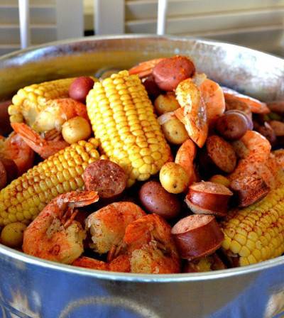 Baytown Crawfish Company and Catering | restaurant | 7730 Decker Dr, Baytown, TX 77520, USA | 2817160299 OR +1 281-716-0299