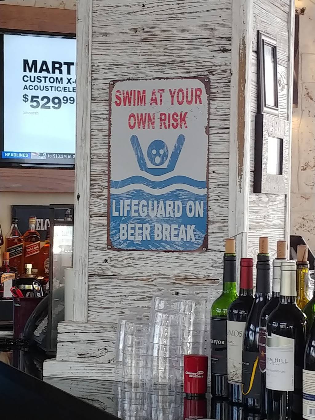 Breezers Tiki Bar | restaurant | 103800 Overseas Highway, MM 103.8, Key Largo, FL 33037, USA | 3054530000 OR +1 305-453-0000