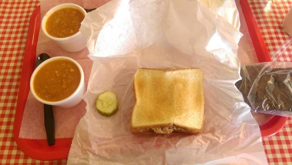 Pippins Bar-B-Q | restaurant | 4580 GA-20, Conyers, GA 30013, USA | 7709229730 OR +1 770-922-9730