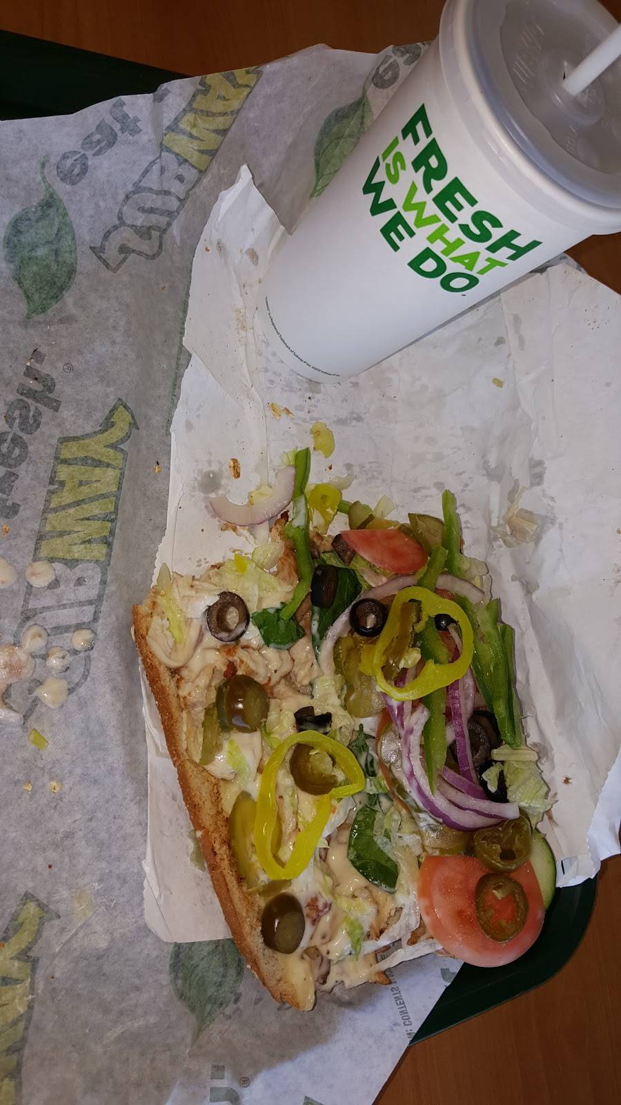 Subway | restaurant | 336 Monroe St, Clarkesville, GA 30523, USA | 7067548103 OR +1 706-754-8103
