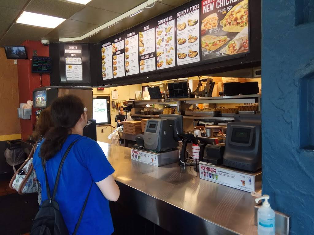 Taco Bueno | restaurant | 850 W Buckingham Rd, Garland, TX 75040, USA | 2147033660 OR +1 214-703-3660