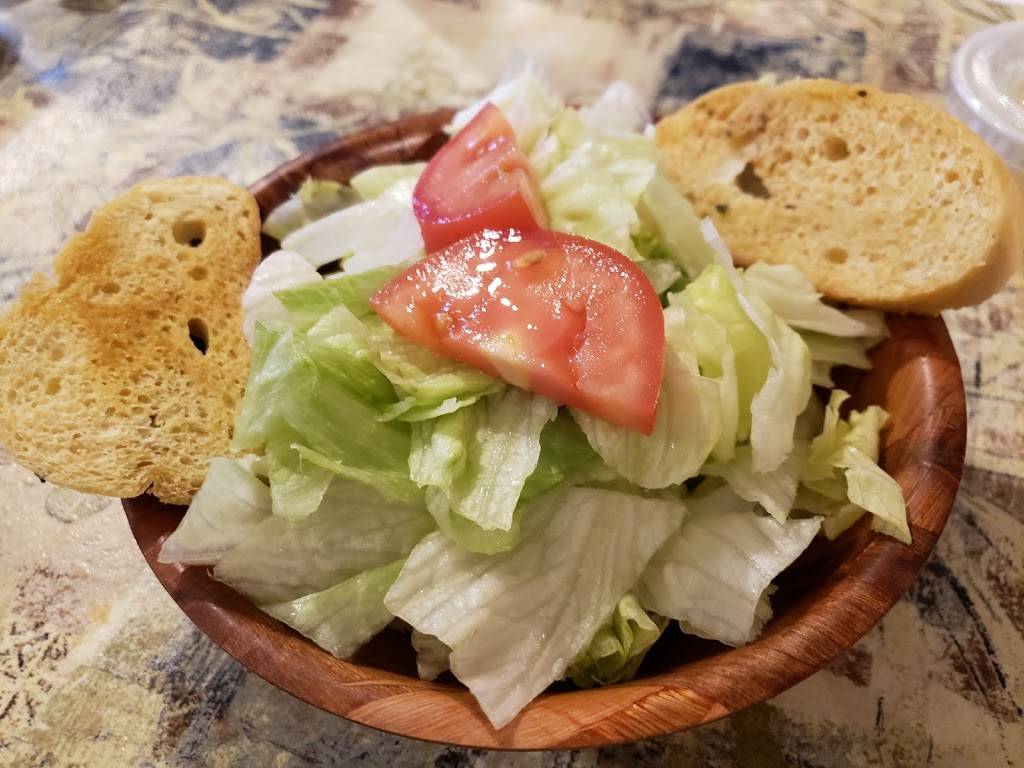 Frances Pizza | restaurant | 713 N 7th St, Riverton, IL 62561, USA | 2176298880 OR +1 217-629-8880