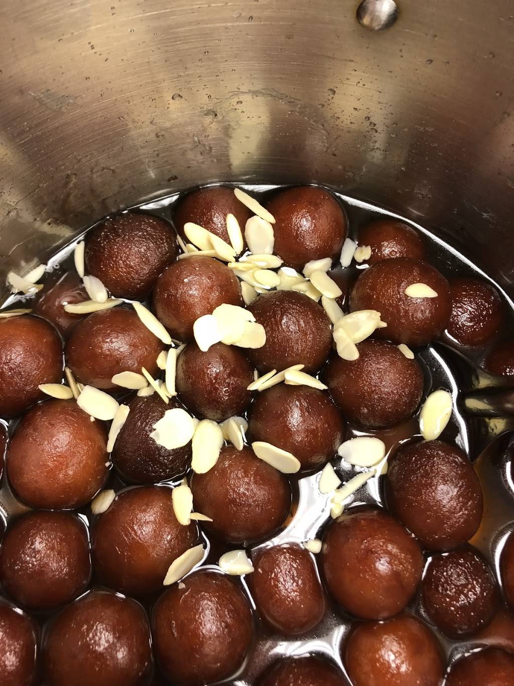 Kaminis Kitchen | restaurant | 213 Main Ave, Passaic, NJ 07055, USA | 9739783107 OR +1 973-978-3107