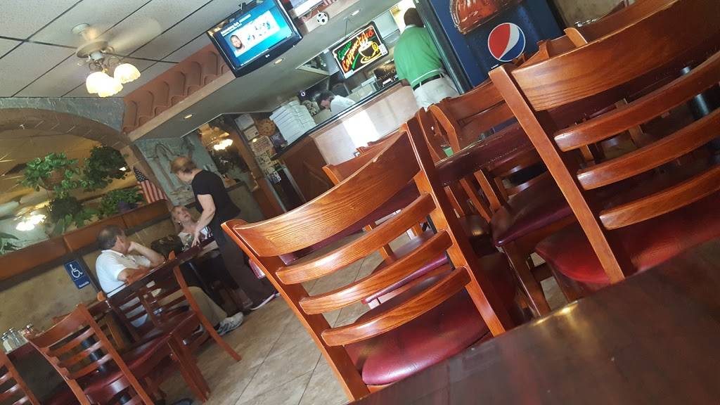 Ferros Pizza and Restaurant | restaurant | 8146 N University Dr, Tamarac, FL 33321, USA | 9547223444 OR +1 954-722-3444