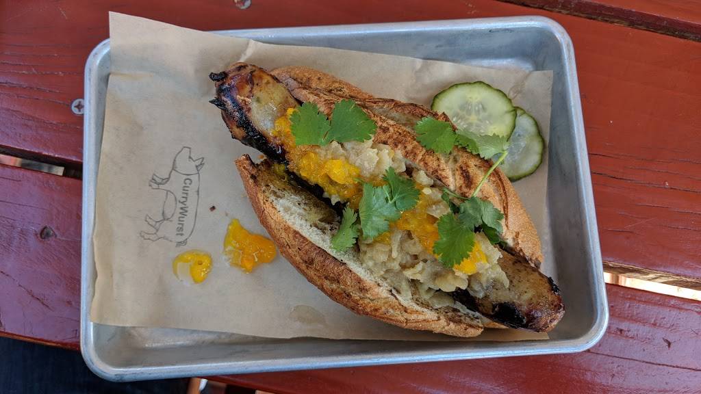 Brat Haus | restaurant | 3622 N Scottsdale Rd, Scottsdale, AZ 85251, USA | 4809474006 OR +1 480-947-4006