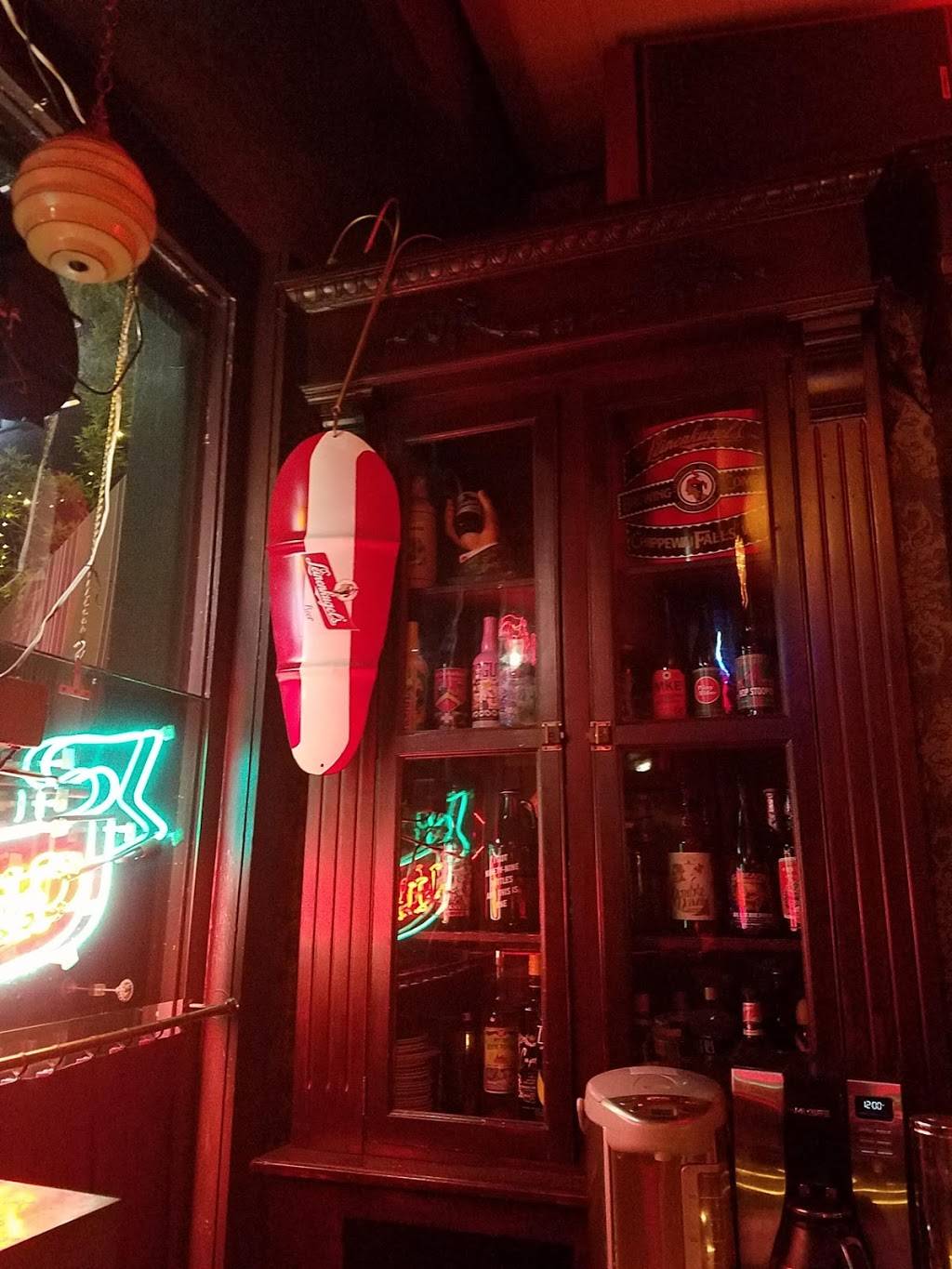 Old Saloon Bar & Grill | restaurant | 145 S Knowles Ave, New Richmond, WI 54017, USA | 7152462337 OR +1 715-246-2337