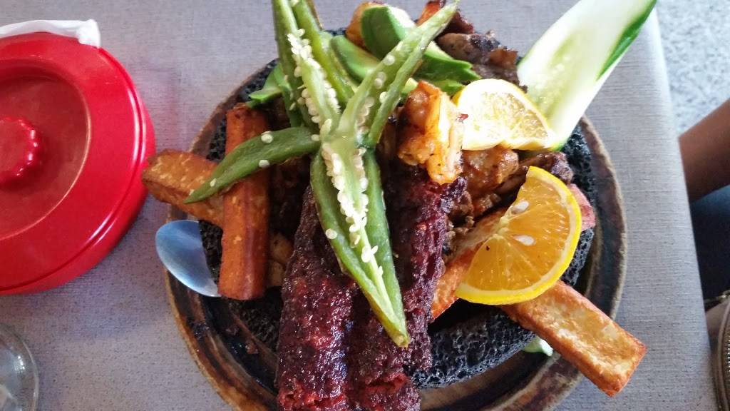 Mariscos Cancun | restaurant | 1527 Alum Rock Ave, San Jose, CA 95116, USA | 4087916677 OR +1 408-791-6677