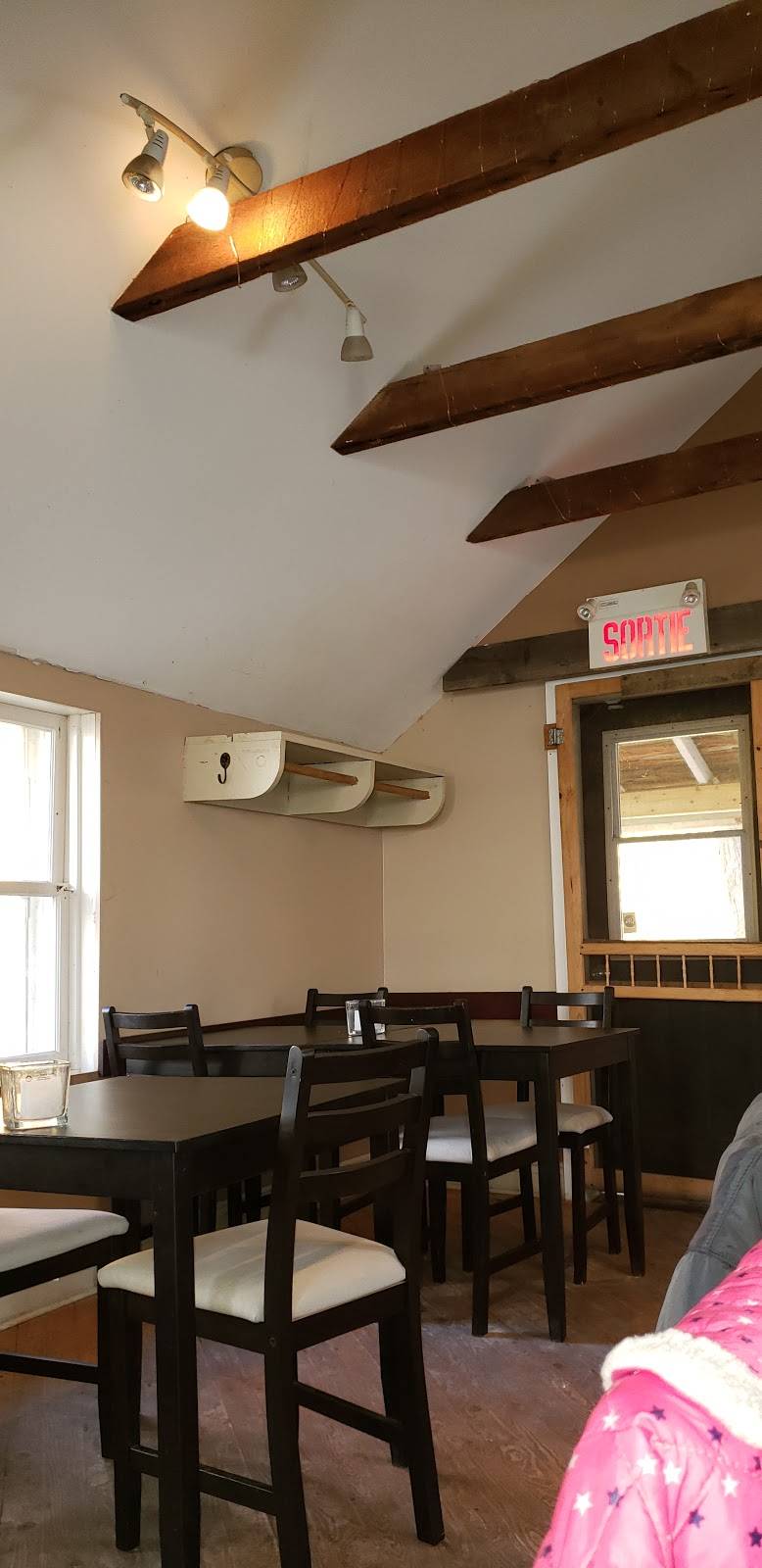 MJ.M.D. Pizza de Luigi Pizza | restaurant | 241 Chemin Old Chelsea, Chelsea, QC J9B 1J3, Canada | 8198272882 OR +1 819-827-2882