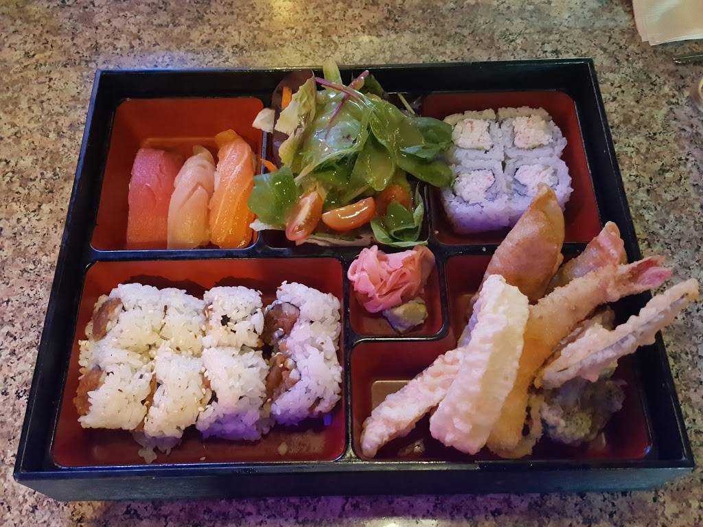 Zuki Japanese Bistro | restaurant | 1401 E Arapaho Rd, Richardson, TX 75081, USA | 9724373300 OR +1 972-437-3300