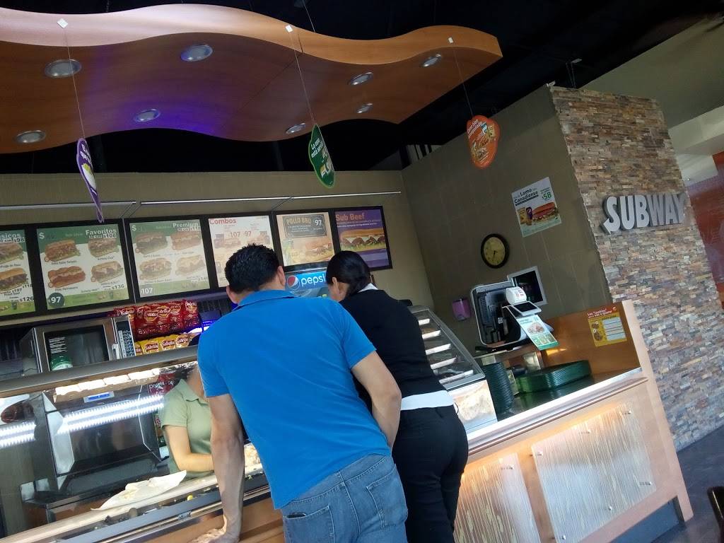 Subway Paseo 2000 | restaurant | Blvd. 2000 129, Pob Delejido Francisco Villa, Pob Delejido Francisco Villa, Tijuana, B.C., Mexico | 016641029757 OR +52 664 102 9757