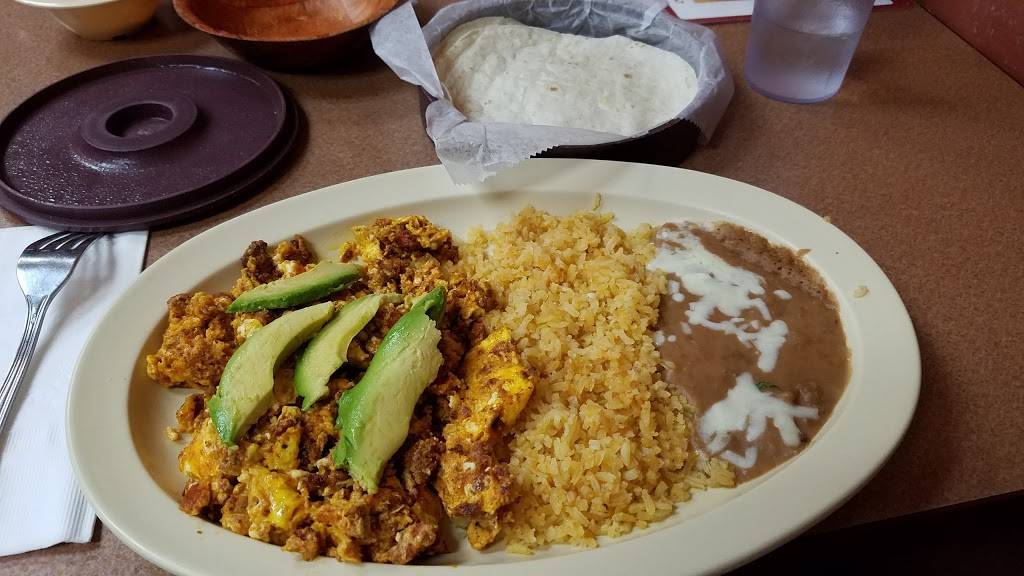 Azteca Taqueria | restaurant | C, 1300, 3161, Senter Rd, San Jose, CA 95111, USA | 4082817395 OR +1 408-281-7395