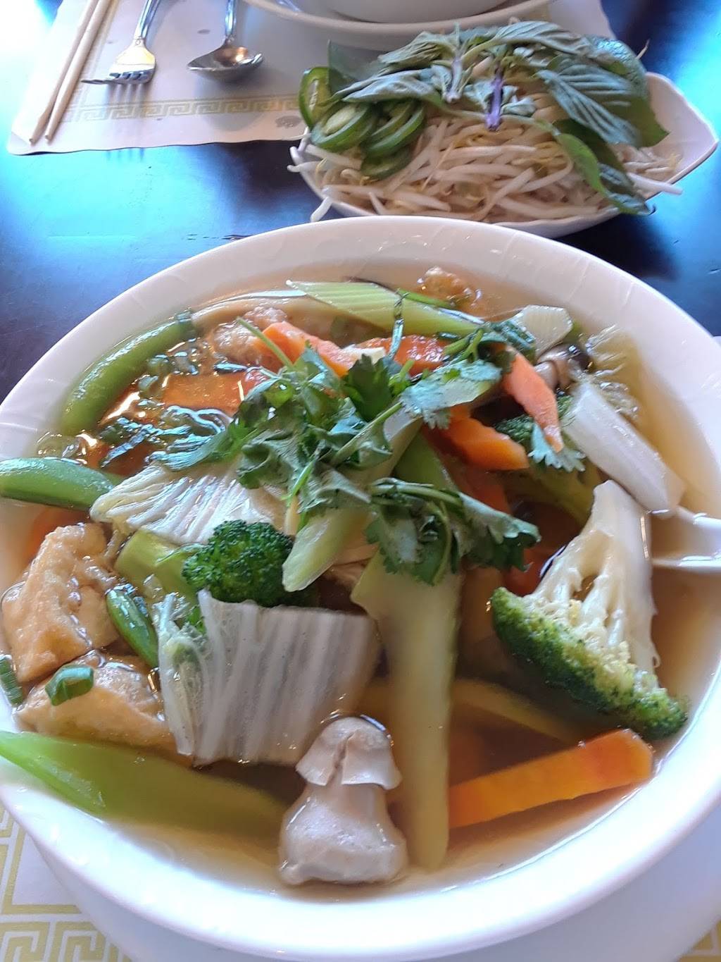 Saigonese | restaurant | 158 S Central Ave, Hartsdale, NY 10530, USA | 9142889088 OR +1 914-288-9088