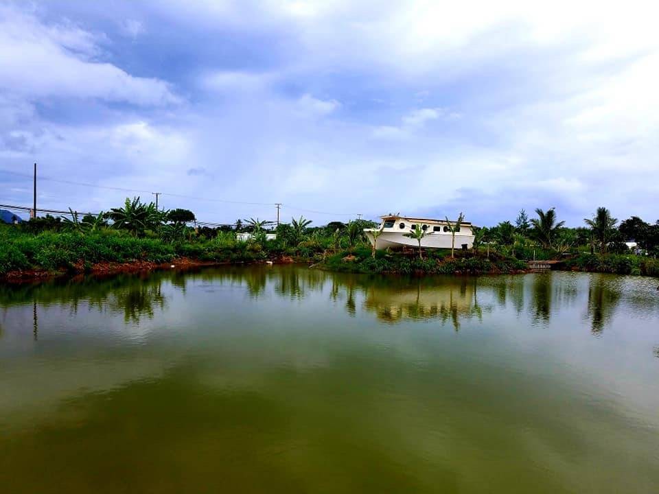 Famous Kahuku Shrimp | restaurant | 67-21 Waialua Beach Rd, Waialua, HI 96791, USA | 8083891173 OR +1 808-389-1173