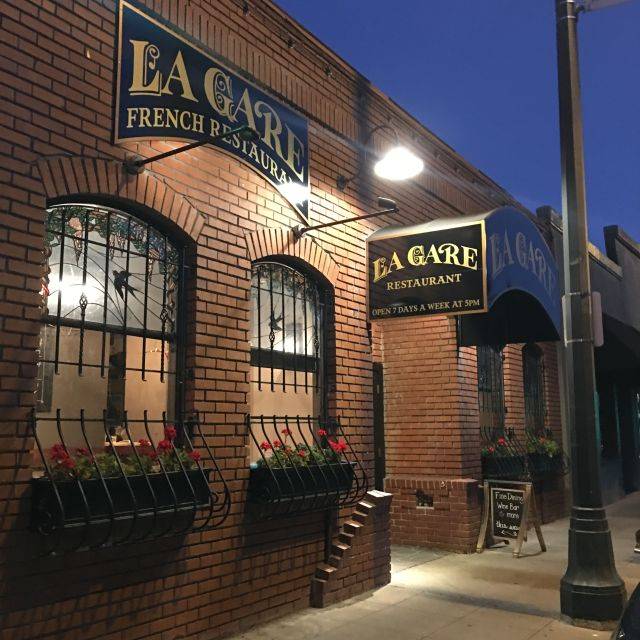 La Gare | restaurant | 208 Wilson St, Santa Rosa, CA 95401, USA | 7075284355 OR +1 707-528-4355