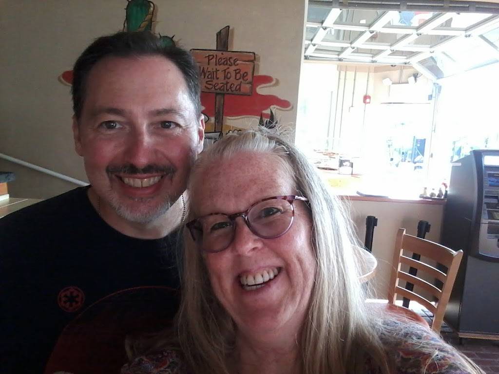 Joe Joes Place | restaurant | 201 Olde New Jersey Ave, North Wildwood, NJ 08260, USA | 6095220104 OR +1 609-522-0104