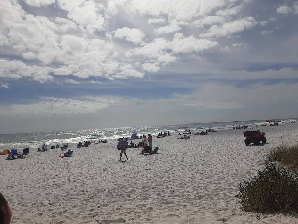 The Whales Tail Beach Bar & Grill | restaurant | 1373 Scenic Gulf Dr, Miramar Beach, FL 32550, USA | 8506504377 OR +1 850-650-4377