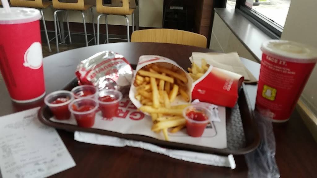 Wendys | restaurant | 8901 W Commercial Blvd, Tamarac, FL 33351, USA | 9547226444 OR +1 954-722-6444