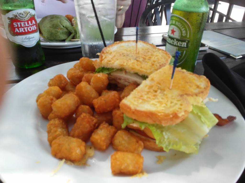 The Deck | restaurant | 305 E Superior St, Fort Wayne, IN 46802, USA | 2604263411 OR +1 260-426-3411