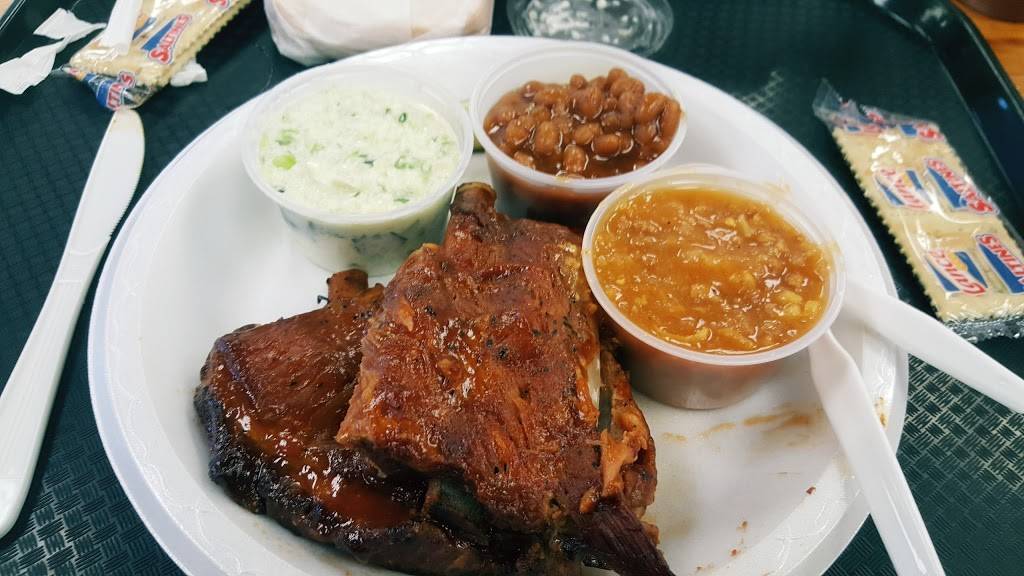 Fresh Air Bar-B-Que | restaurant | 3076 Riverside Dr, Macon, GA 31210, USA | 4784777229 OR +1 478-477-7229