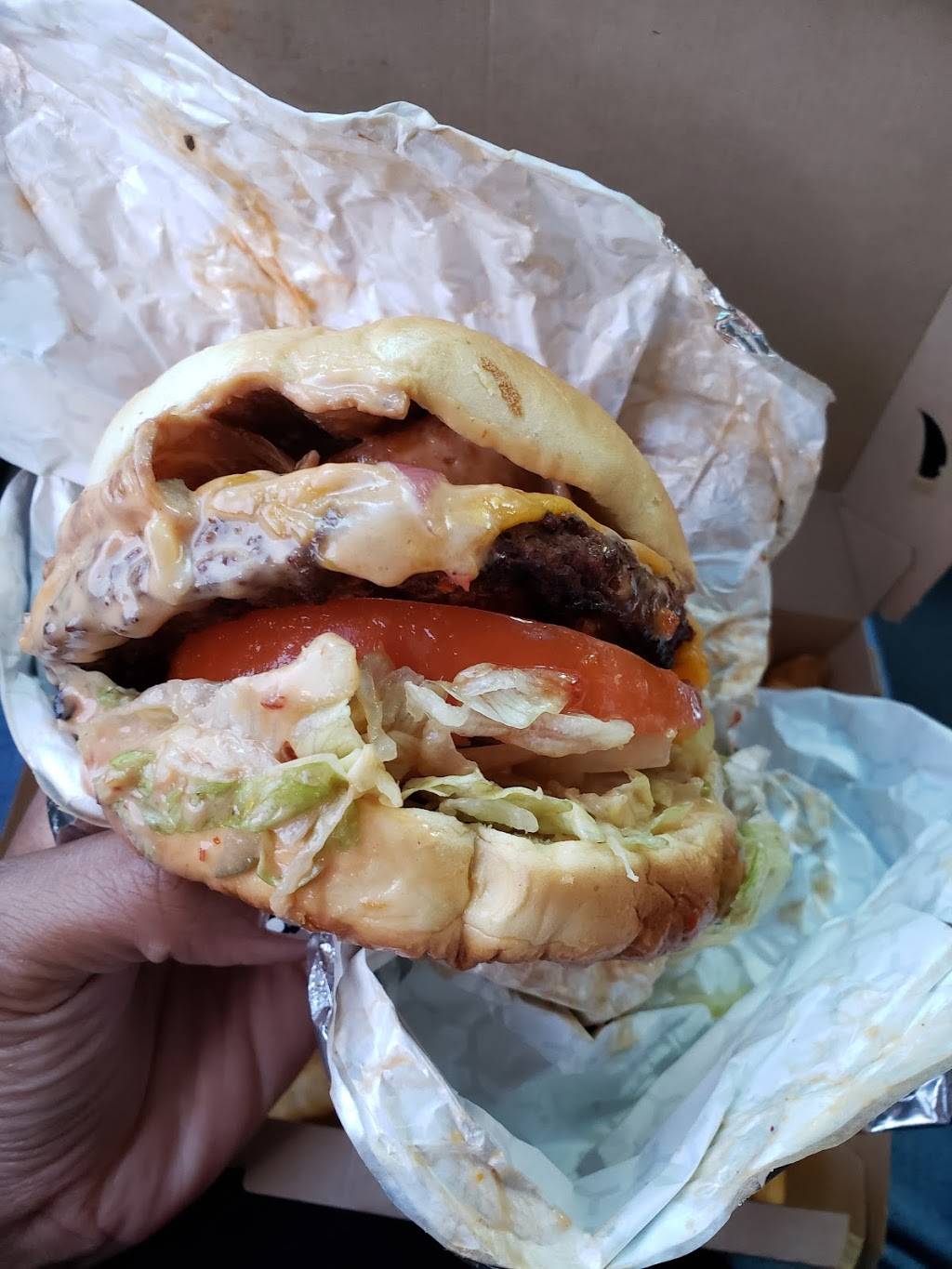 SluttyVegan ATL | restaurant | 1542 Ralph David Abernathy Blvd SW, Atlanta, GA 30310, USA | 6787323525 OR +1 678-732-3525