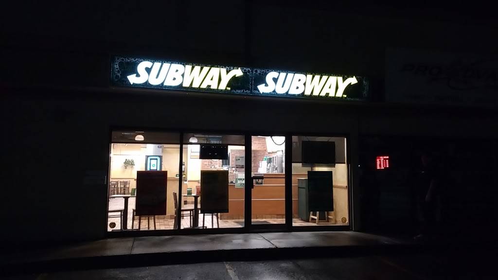 Subway | meal takeaway | 48 Dundas St W Unit 3, Belleville, ON K8P 1A3, Canada | 6139671727 OR +1 613-967-1727