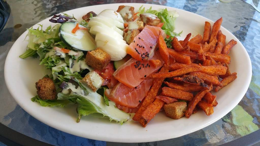 Simple Table | restaurant | 617 7th St, Fort Madison, IA 52627, USA | 3193728824 OR +1 319-372-8824