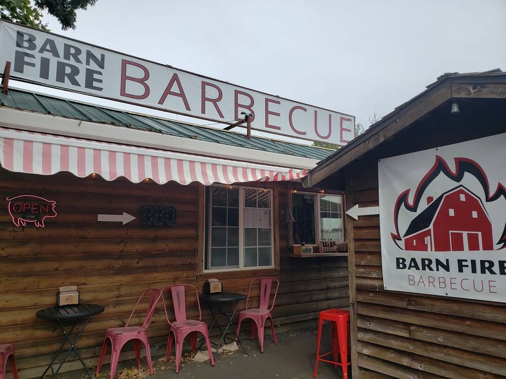 Barn Fire Barbecue | restaurant | 175 Bowling Alley Ln, St Helens, OR 97051, USA | 9717575245 OR +1 971-757-5245