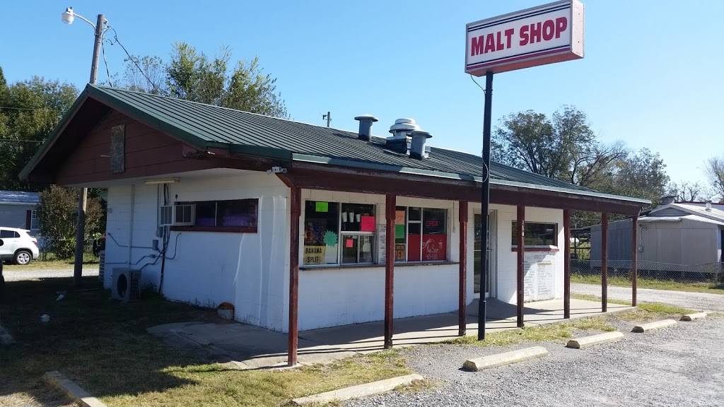 Donnas Malt Shop | restaurant | 210 Madison St, Muskogee, OK 74403, USA | 9184875105 OR +1 918-487-5105