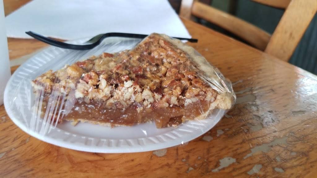 Buffalo Creek BBQ | restaurant | 402 W Henderson St, Cleburne, TX 76033, USA | 8176456950 OR +1 817-645-6950