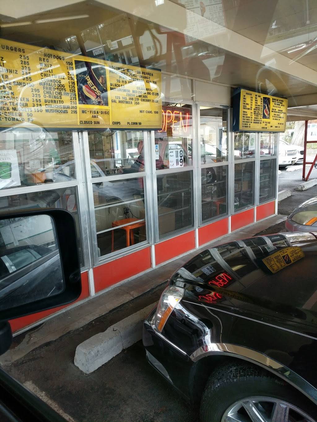 Mugs-Up Root Beer | restaurant | 700 East 23rd St S, Independence, MO 64055, USA | 8162547040 OR +1 816-254-7040