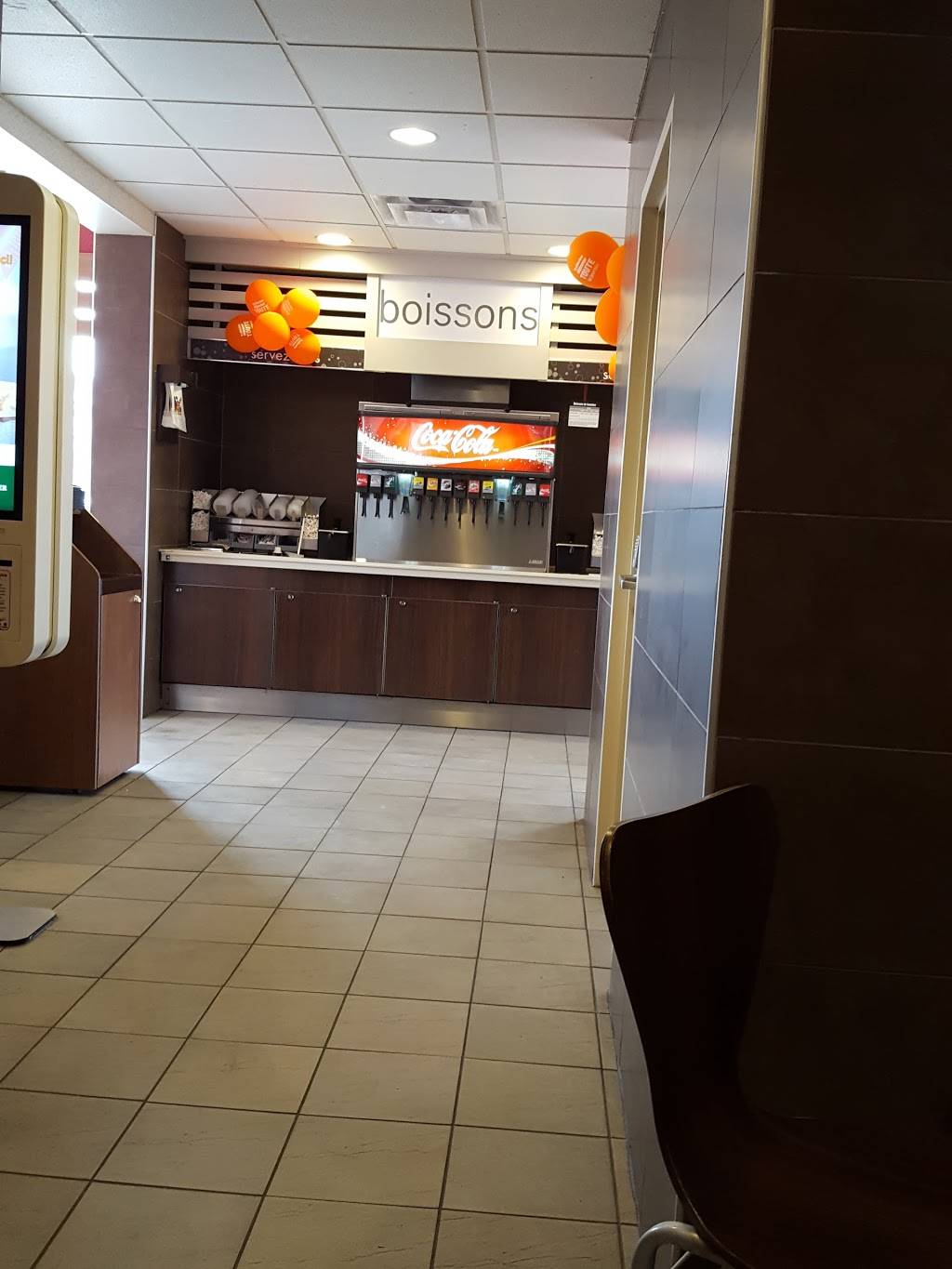 McDonalds | cafe | 899 Boulevard de Périgny, Chambly, QC J3L 4Y2, Canada | 4506585775 OR +1 450-658-5775