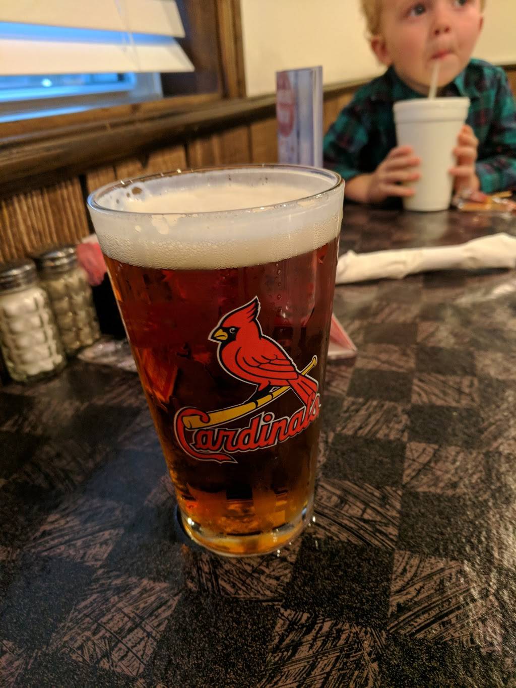 Mac-A-Doos & Out of Bounds | restaurant | 1163 Wernsing Rd, Jasper, IN 47546, USA | 8126347030 OR +1 812-634-7030