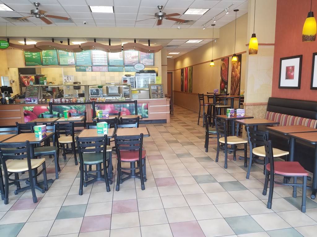 Subway | restaurant | 548 E Memorial Rd, Oklahoma City, OK 73114, USA | 4057534998 OR +1 405-753-4998