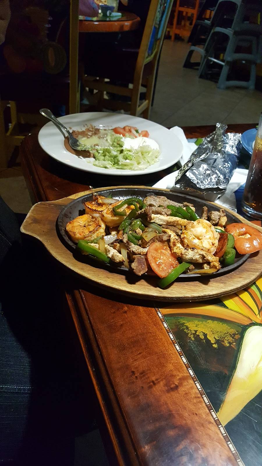 La Tonalteca | restaurant | 28605 E Dupont Blvd, Millsboro, DE 19966, USA | 3029349111 OR +1 302-934-9111