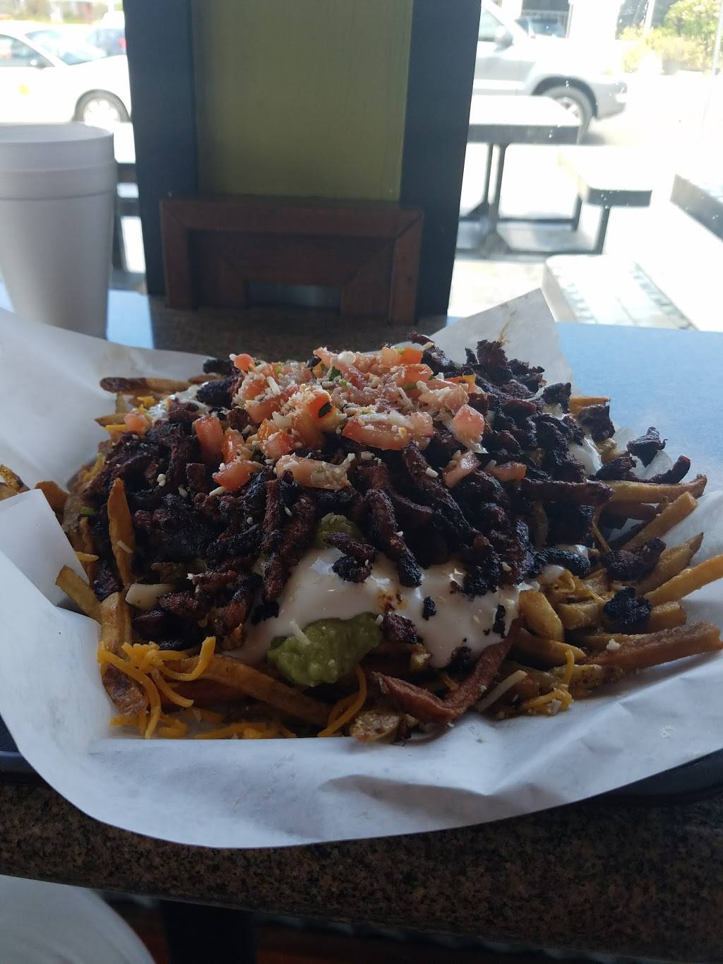 Santanas | restaurant | 1975 Morena Blvd, San Diego, CA 92110, USA | 6192769600 OR +1 619-276-9600