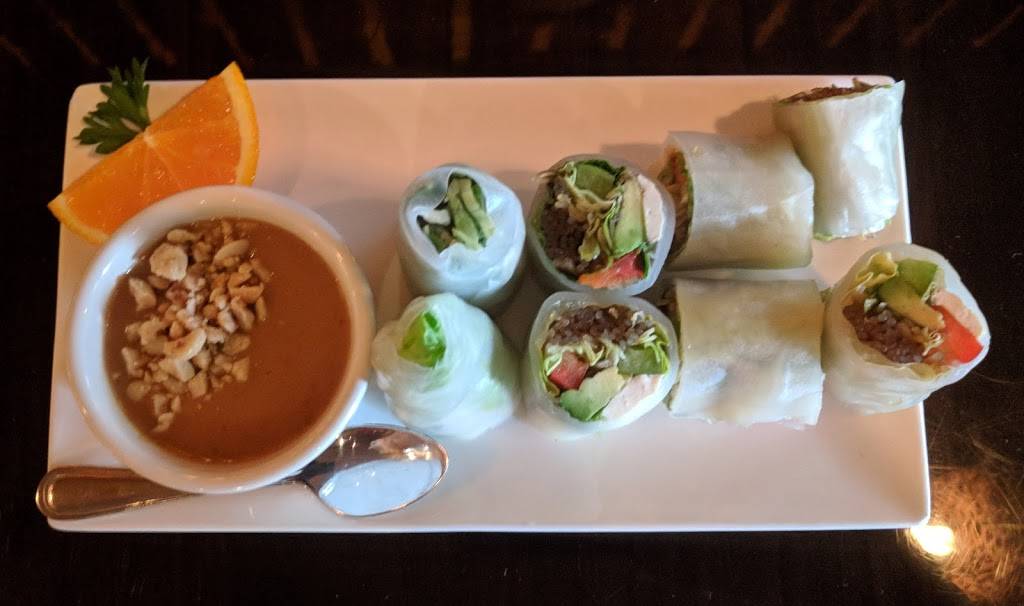 Bangkok Boulevard | restaurant | 3000 Whitney Ave, Hamden, CT 06518, USA | 2032889998 OR +1 203-288-9998