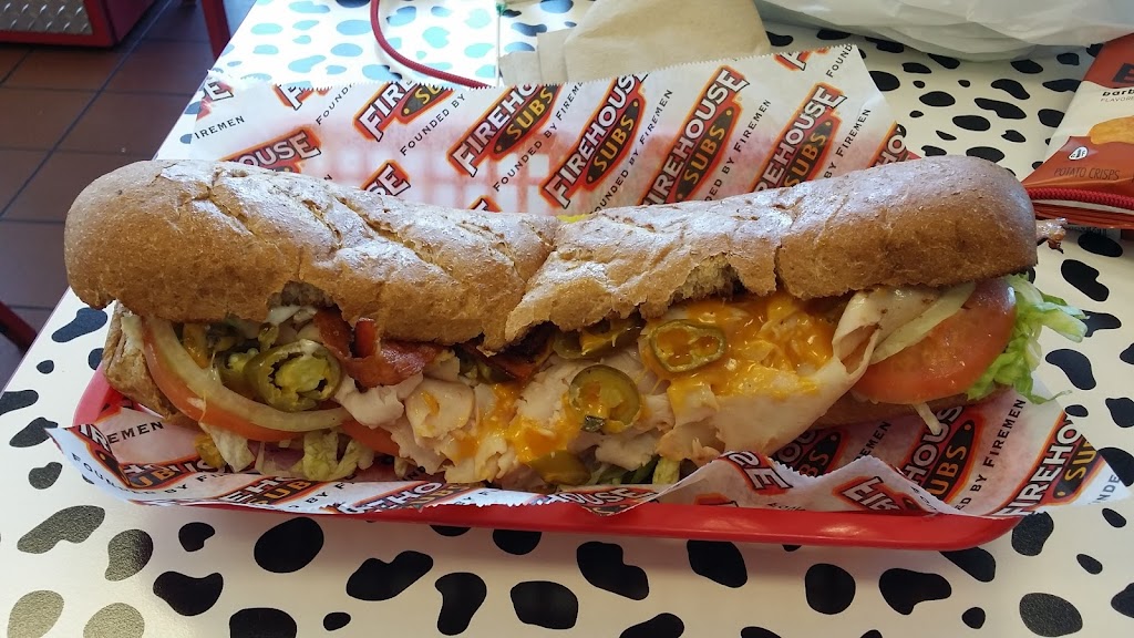 Firehouse Subs Big Curve | restaurant | 2886 S 4th Ave Ste. 300, Yuma, AZ 85364, USA | 9287267827 OR +1 928-726-7827