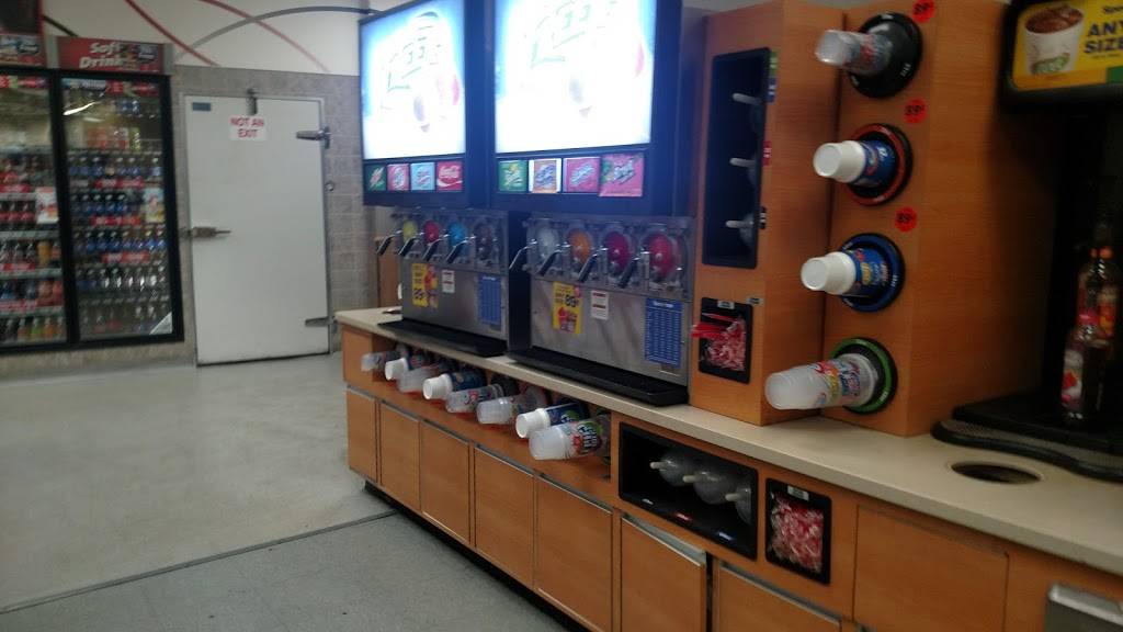 Speedy Café | restaurant | 4311 Steubenville Pike, Pittsburgh, PA 15205, USA | 4124440132 OR +1 412-444-0132